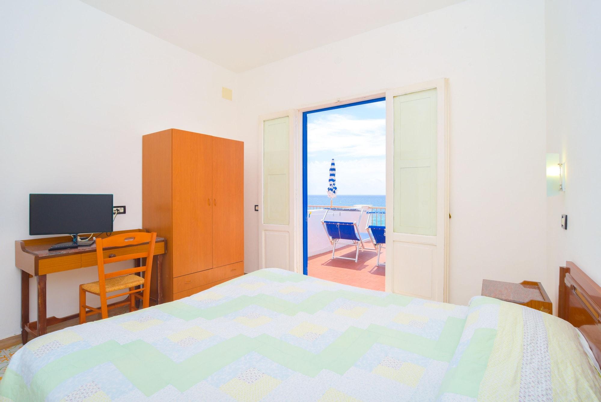 Hotel Regina Del Mare Barano dʼIschia Dış mekan fotoğraf