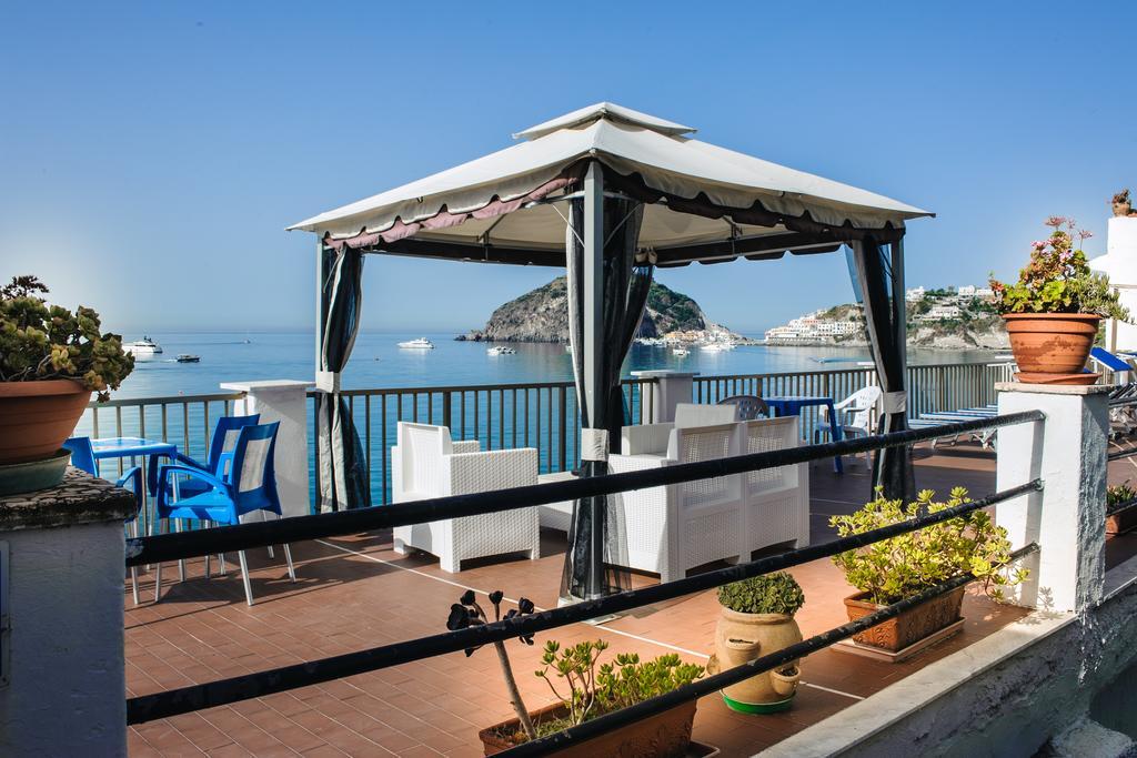 Hotel Regina Del Mare Barano dʼIschia Dış mekan fotoğraf