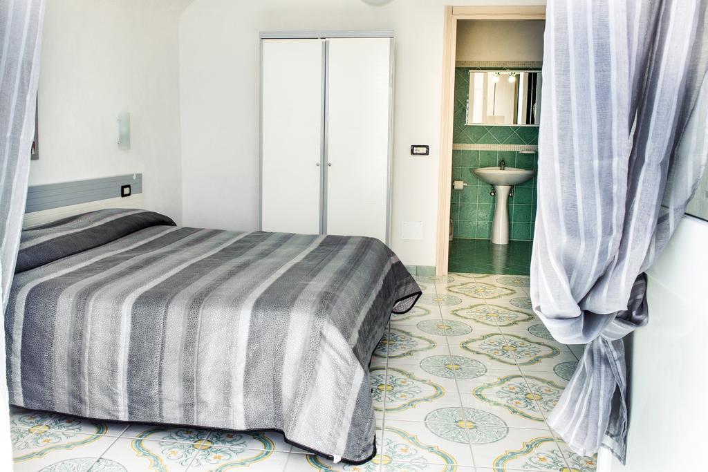 Hotel Regina Del Mare Barano dʼIschia Dış mekan fotoğraf