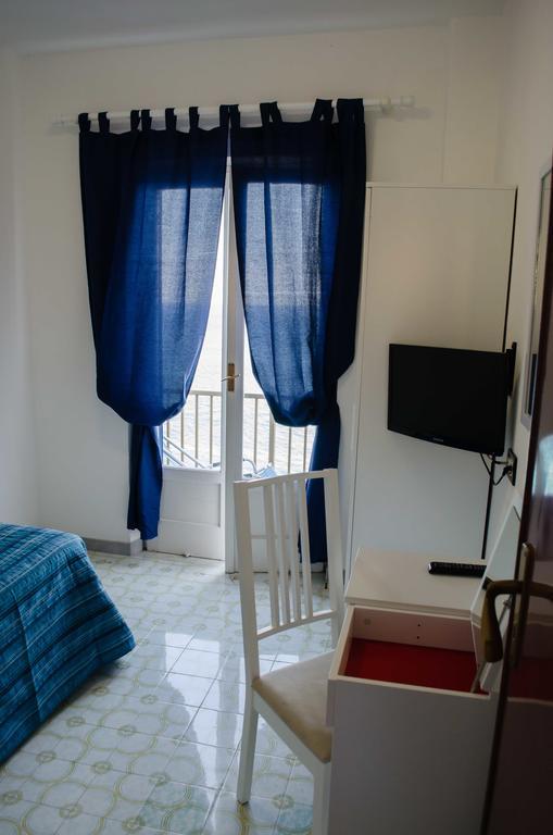 Hotel Regina Del Mare Barano dʼIschia Dış mekan fotoğraf