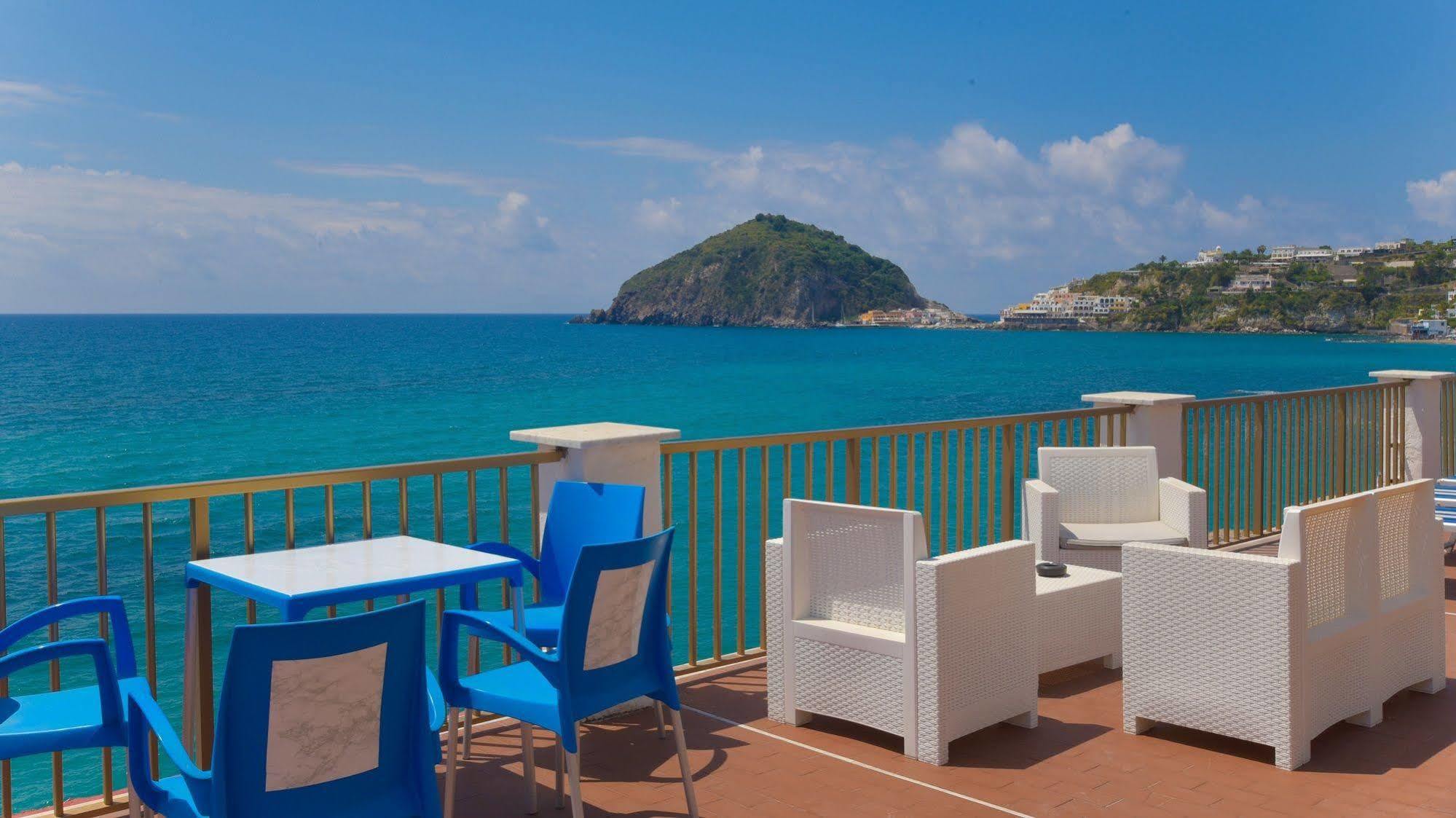 Hotel Regina Del Mare Barano dʼIschia Dış mekan fotoğraf